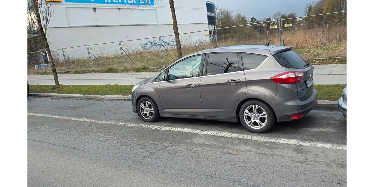 Ford C-Max 178.000 km 6.300 &euro; München 81925