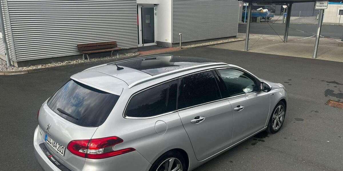 Peugeot 308 152.000 km 5.700 &euro; Dillenburg 35683