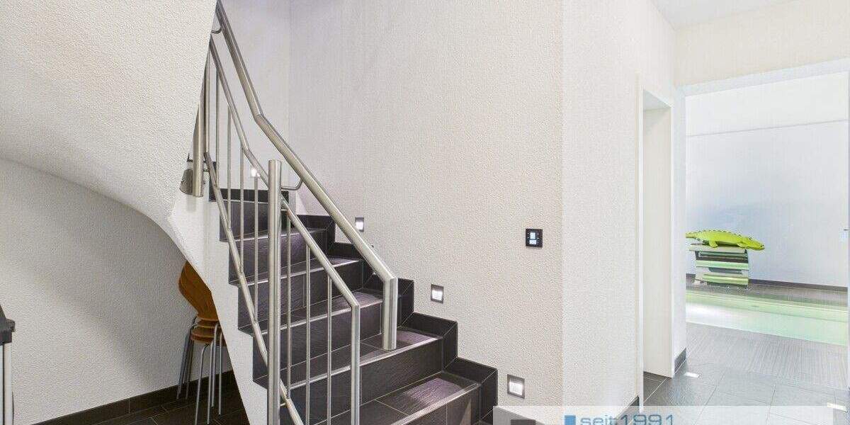 Einfamilienhaus Rechlin - 6 Zimmer, 330 m&sup2;, 1.350.000&euro; | Angebot:25665597