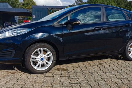 Ford Fiesta 120.730 km 5.900 &euro; Bietigheim-Bissingen 74321