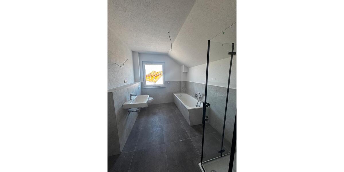Etagenwohnung Hemmingen - 3 Zimmer, 98 m&sup2;, 1.167&euro; | Angebot:26396228