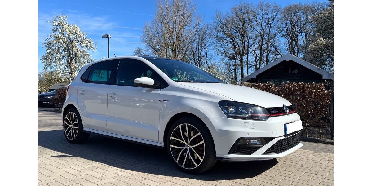 VW Polo 68.100 km 15.990 &euro; Gütersloh 33330