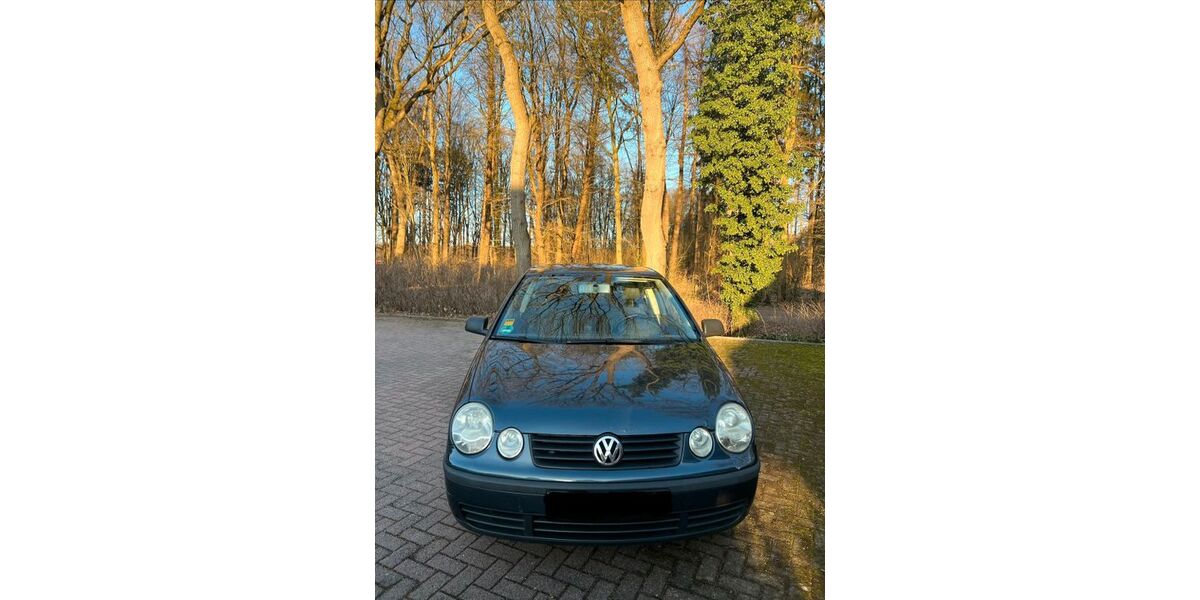 VW Polo 142.472 km 2.449 &euro; Hamfelde 22929