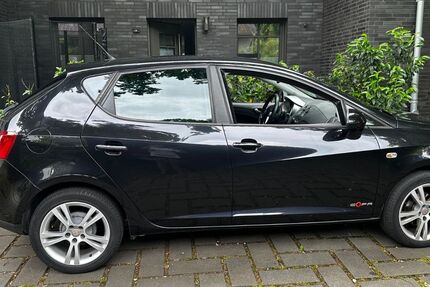 Seat Ibiza 183.000 km 2.499 &euro; Bergisch Gladbach 51427