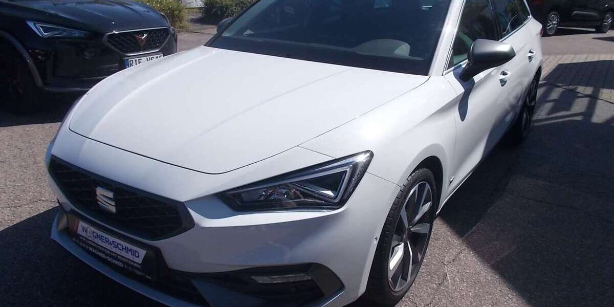 Seat Leon 55.154 km 23.980 &euro; RIESA 01587