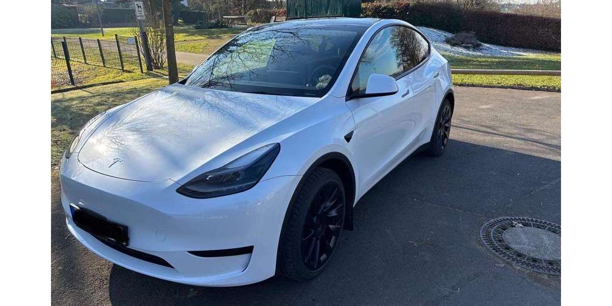 Tesla Model Y 50.000 km 28.500 &euro; Neunkirchen Seelscheid 53819