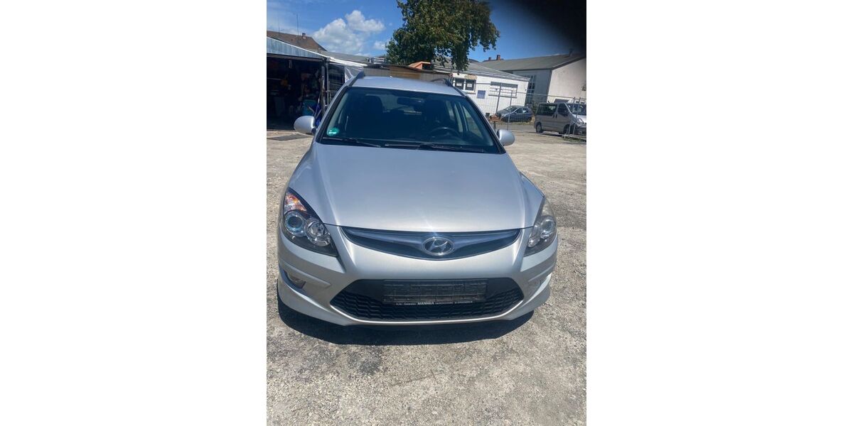 Hyundai i30 323.600 km 1.850 &euro; Singen 78224