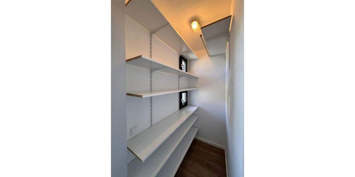 Doppelhaushälfte Krailling - 7 Zimmer, 140 m&sup2;, 2.730&euro; | Angebot:25568316