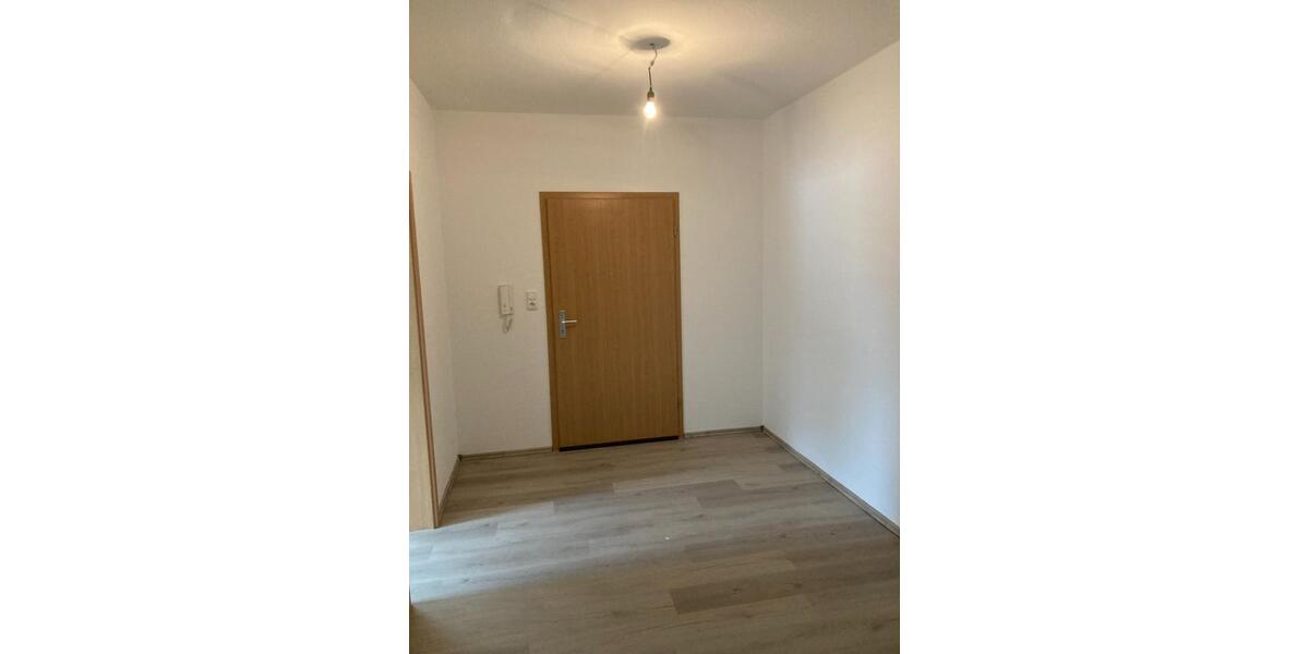Etagenwohnung Vlotho - 3 Zimmer, 92 m&sup2;, 610&euro; | Angebot:25547516