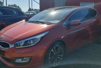 Kia ceed / Ceed 120.000 km 8.500 &euro; Wethau 06618