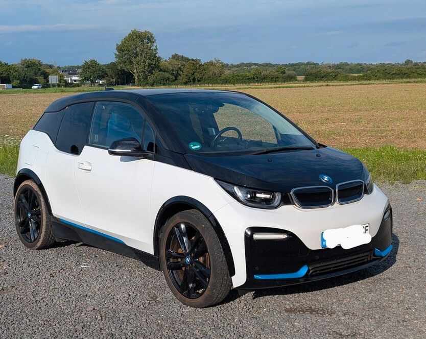 i3