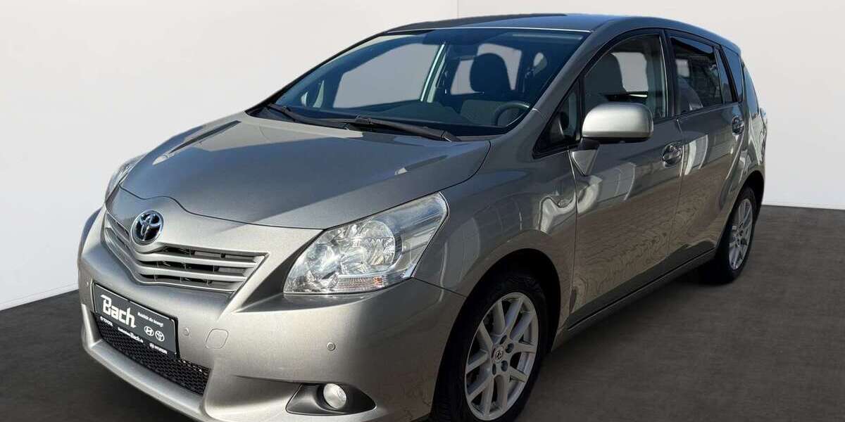 Toyota Verso 106.000 km 10.480 &euro; Friedrichshafen 88046