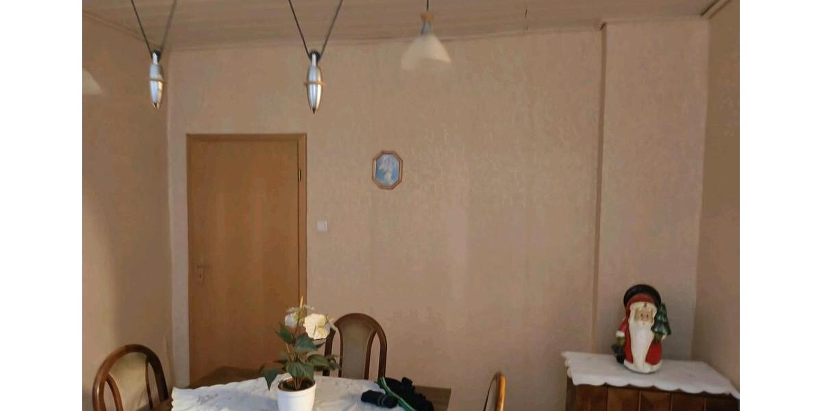 Doppelhaushälfte Wadgassen - 6 Zimmer, 100 m&sup2;, 84.000&euro; | Angebot:26248689