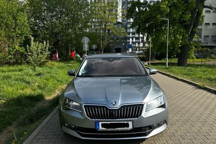 Skoda Superb 175.000 km 14.500 € München 81476