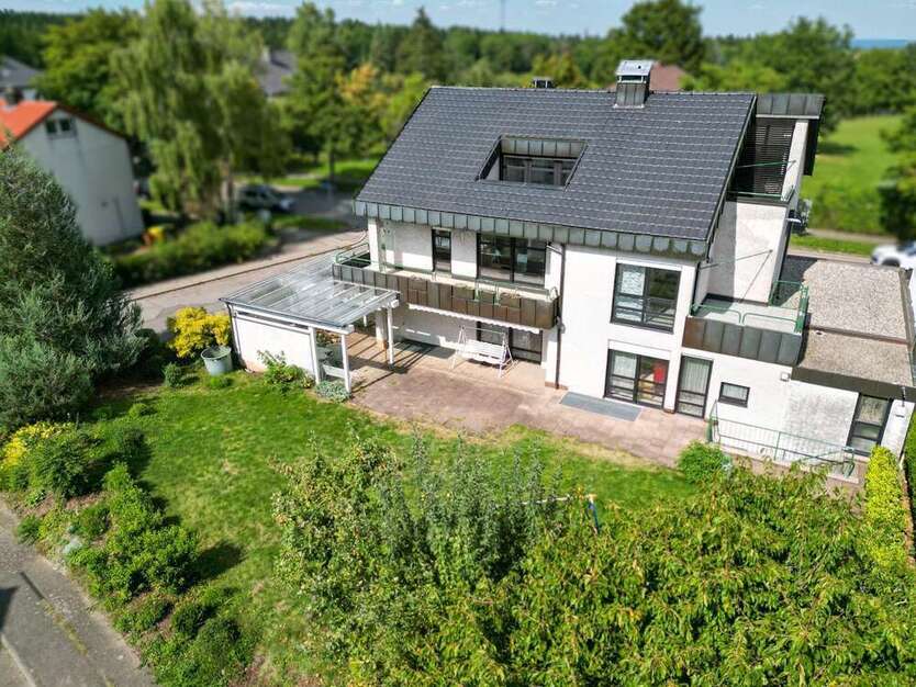 Haus zum Kaufen in Villingen-Schwenningen 450.000 € 246.23 m²