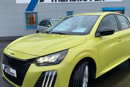 Peugeot 208 12.200 km 15.990 &euro; Wittlich 54516