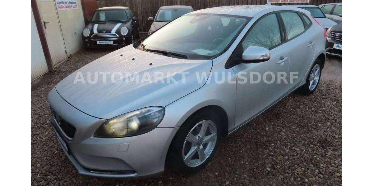 Volvo V40 69.000 km 10.950 &euro; Bremerhaven 27572