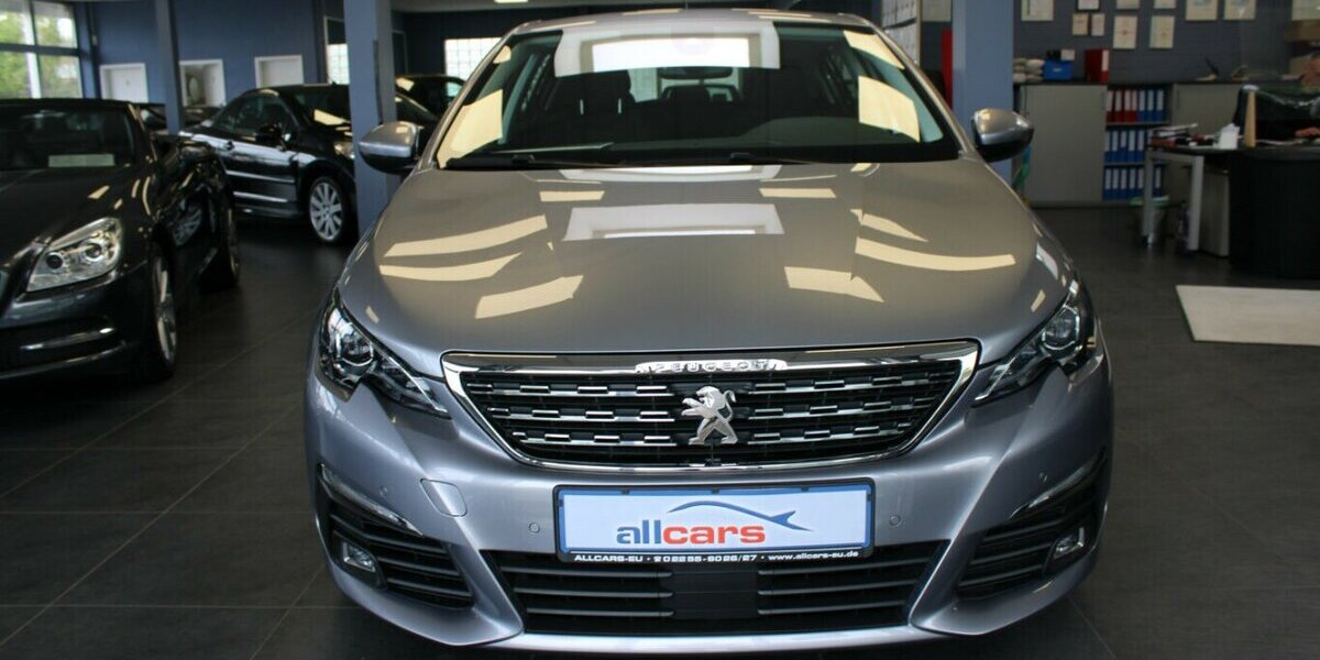 Peugeot 308 BlueHDi FAP 130 Allure Pack 57.711 km 13.980 &euro; Euskirchen 53881