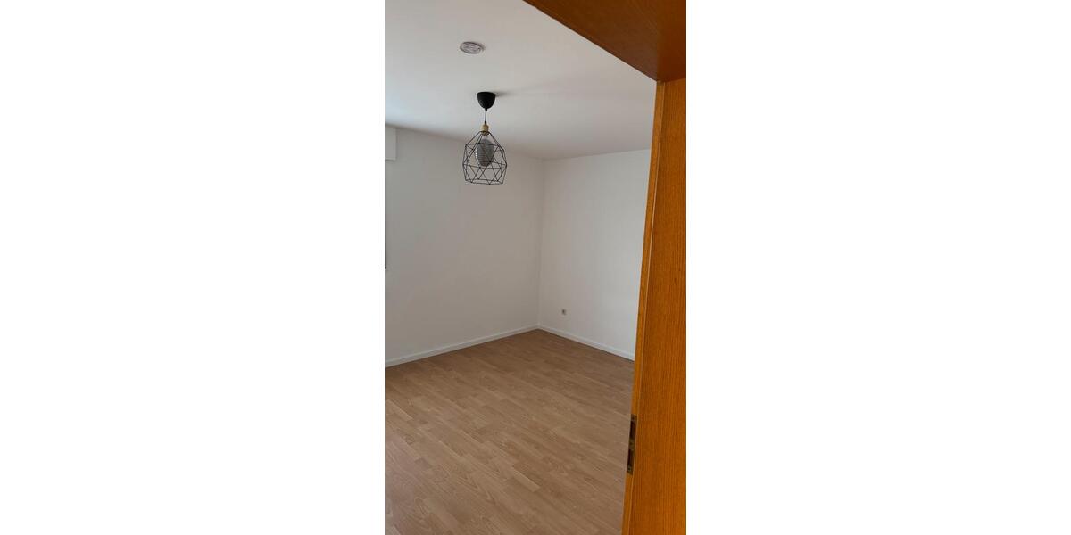 Etagenwohnung Melle - 3 Zimmer, 80 m&sup2;, 800&euro; | Angebot:26035342