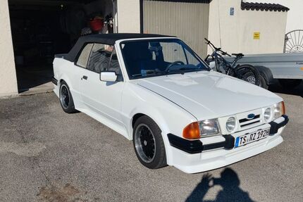 Ford Escort 74.058 km 7.900 &euro; Traunreut 83301