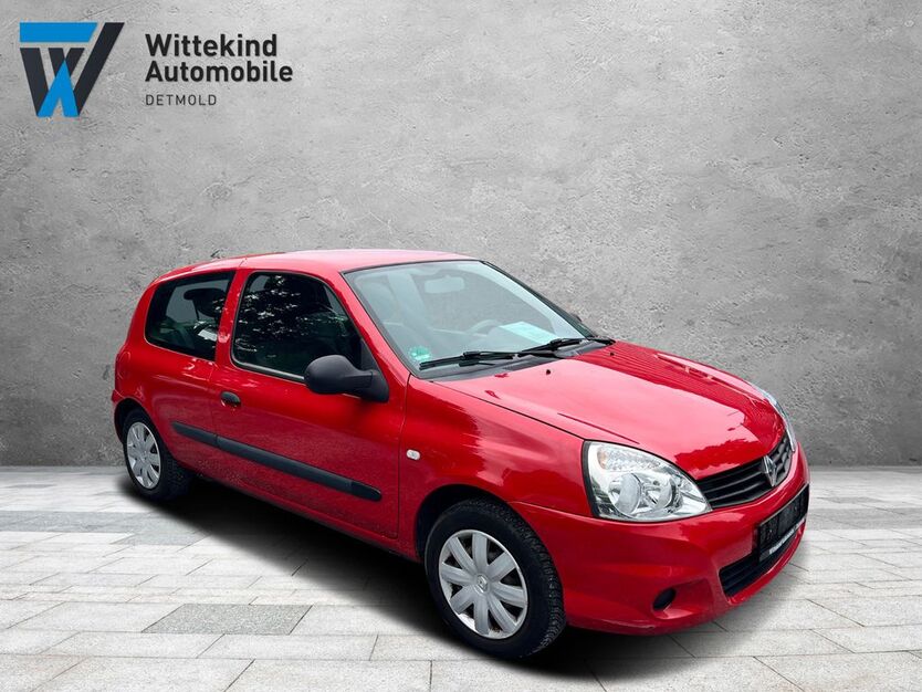 Renault Clio 161.000 km 2.200 € Detmold 32758