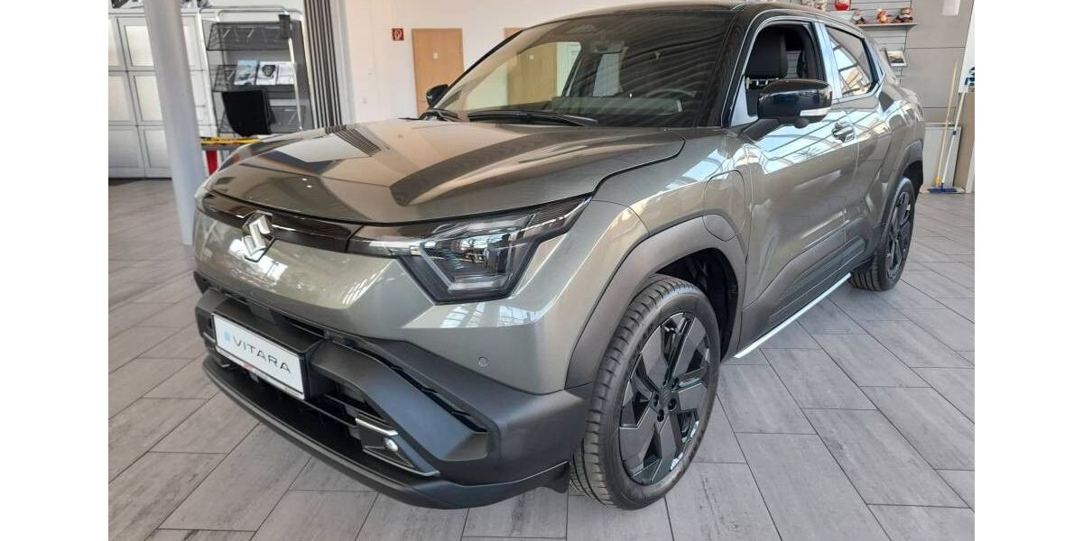 Suzuki e Vitara 1.020 km 39.700 &euro; Burg 39288