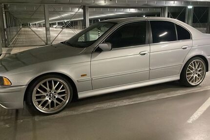 BMW 520 250.000 km 2.700 &euro; Ruhmannsfelden 94239