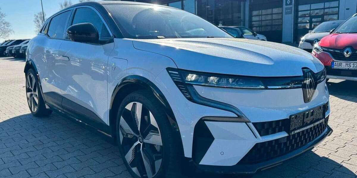 Renault Megane 32.300 km 24.990 &euro; Wiesmoor 26639