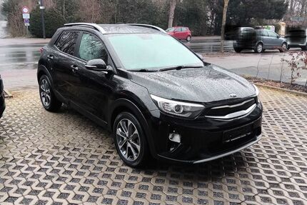 Kia Stonic 87.500 km 11.900 &euro; Hamm 59071