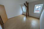 Dachgeschoßwohnung Zwickau - 2 Zimmer, 62 m&sup2;, 330&euro; | Angebot:26008188