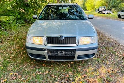 Skoda Octavia 352.000 km 699 € Rotenburg Wümme 27356