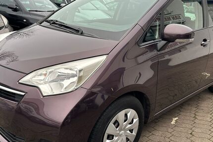 Toyota Verso-S 126.000 km 6.990 &euro; Hamburg 20537