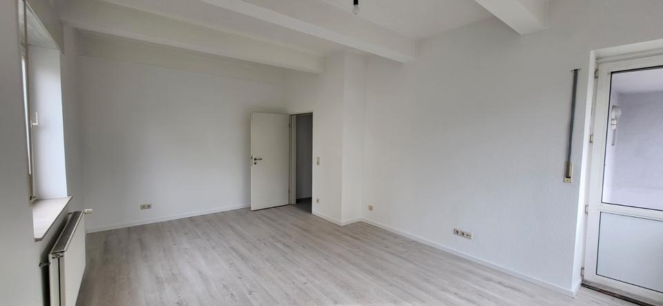Erdgeschoßwohnung Ratingen Hösel - 3 Zimmer, 83 m&sup2;, 175.000&euro; | Angebot:26134580