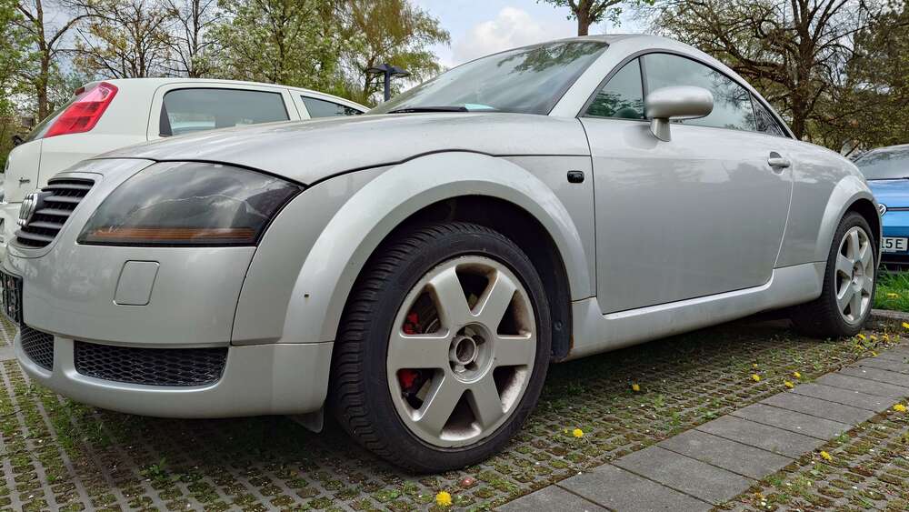 Audi TT 176.000 km 3.300 &euro; Garching b.München, St 85748
