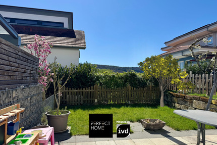 ++6-Zimmer Haus mit Platz zum Leben und Arbeiten! Inklusive Garten und Heuchelbergblick!++