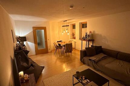 Wohnung Holzkirchen - 2 Zimmer, 62 m&sup2;, 1.250&euro; | Angebot:24803911