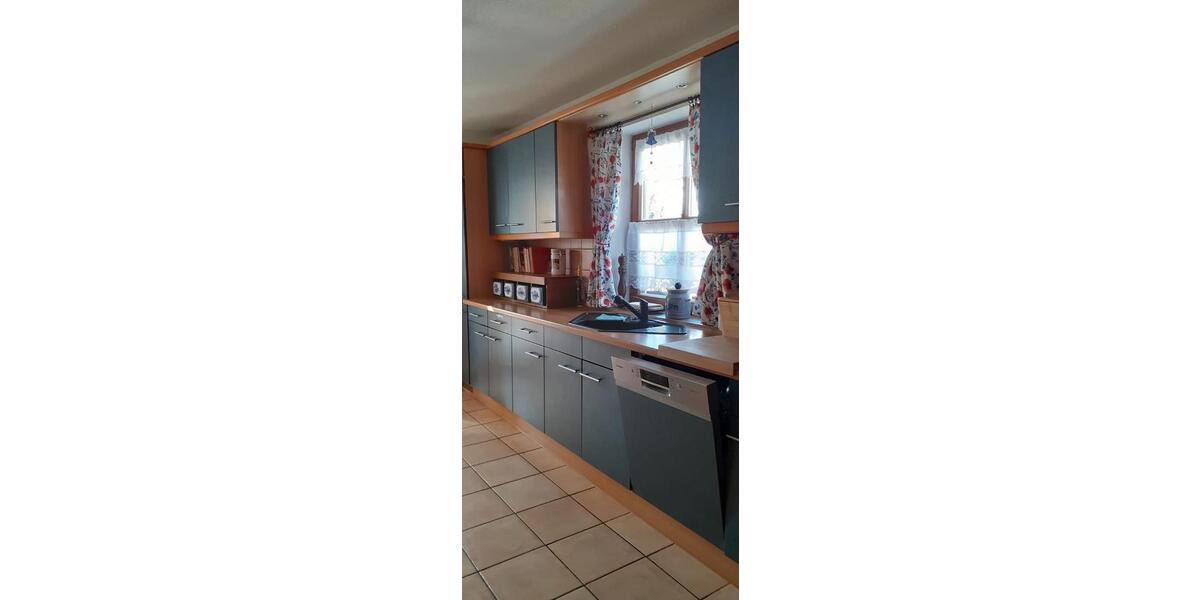Etagenwohnung Aschau am Inn - 4.5 Zimmer, 130 m&sup2;, 1.200&euro; | Angebot:26492902