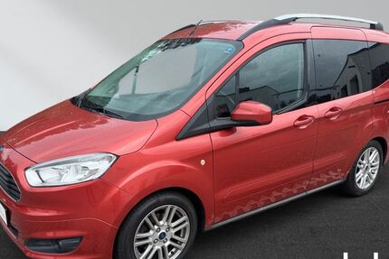 Ford Tourneo Courier 74.400 km 9.990 &euro; Oranienburg OT Germendorf 16515