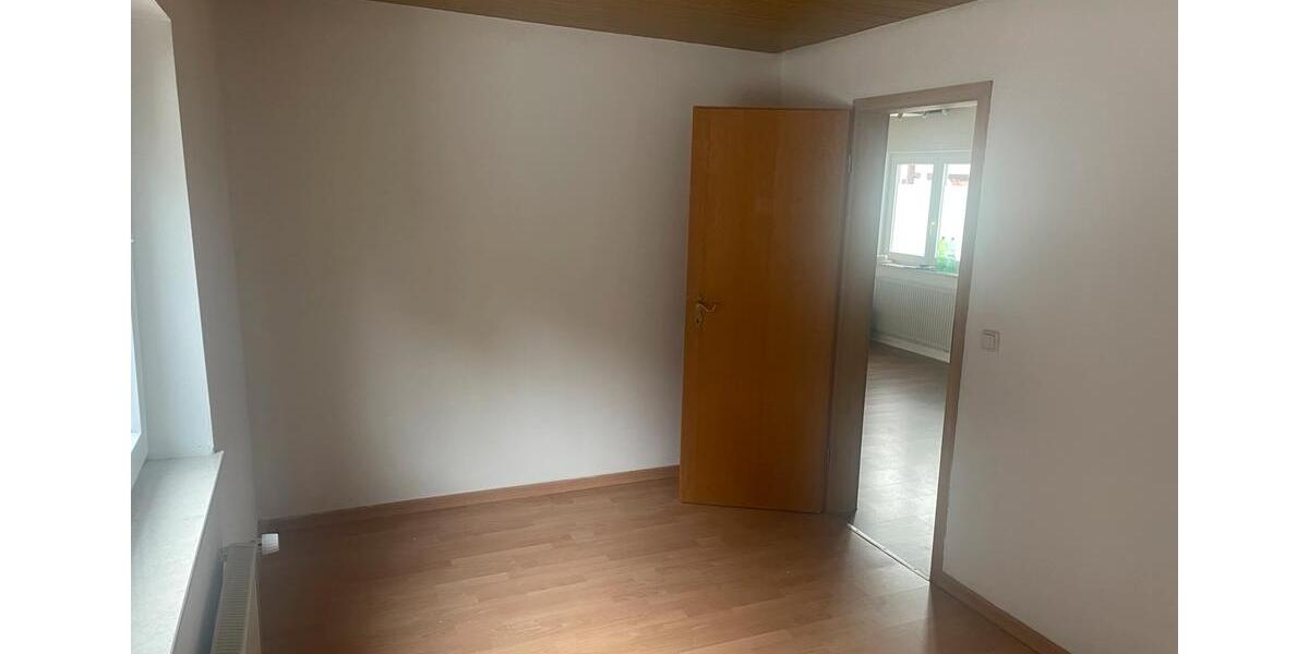 Etagenwohnung Großkrotzenburg - 5 Zimmer, 93 m&sup2;, 1.560&euro; | Angebot:24657900