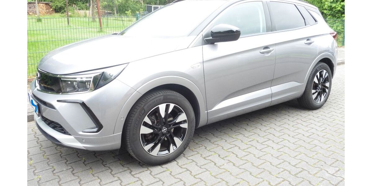 Opel Grandland (X) 26.500 km 21.500 &euro; Ibbenbüren 49477