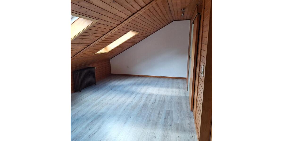 Reihenhaus Osnabrück Dodesheide - 7 Zimmer, 140 m&sup2;, 410.000&euro; | Angebot:27192705