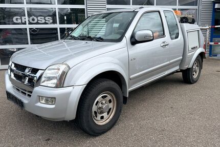 Isuzu PICK UP 175.757 km 26.775 &euro; Köngen 73257
