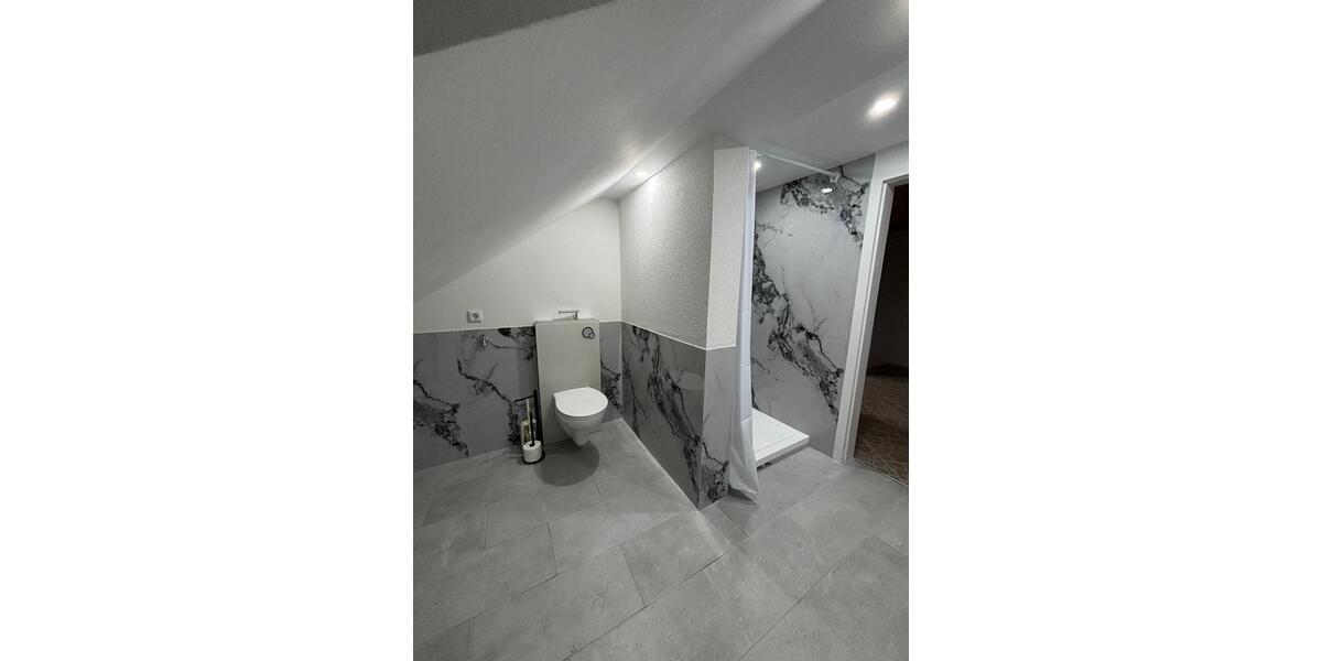 Dachgeschoßwohnung Frankenberg (Eder) - 3 Zimmer, 65 m&sup2;, 600&euro; | Angebot:26412975