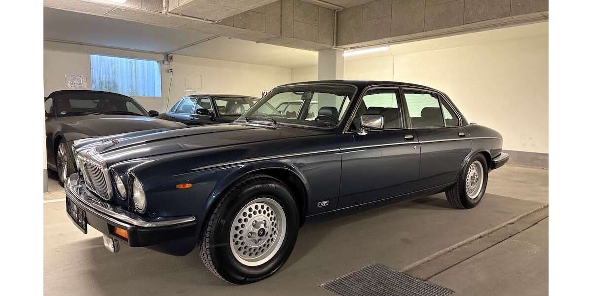 Jaguar Daimler 109.317 km 28.900 &euro; München 81669