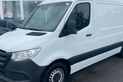 Mercedes-Benz Sprinter 88.000 km 19.950 &euro; Paderborn 33106