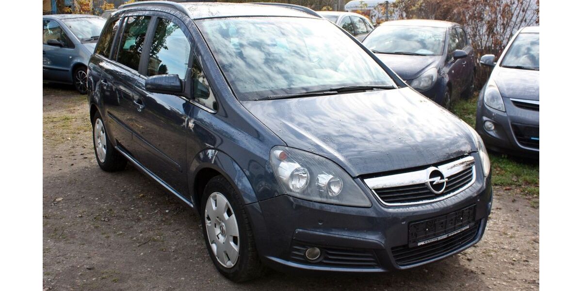Opel Zafira 219.800 km 2.799 &euro; Berlin 13057