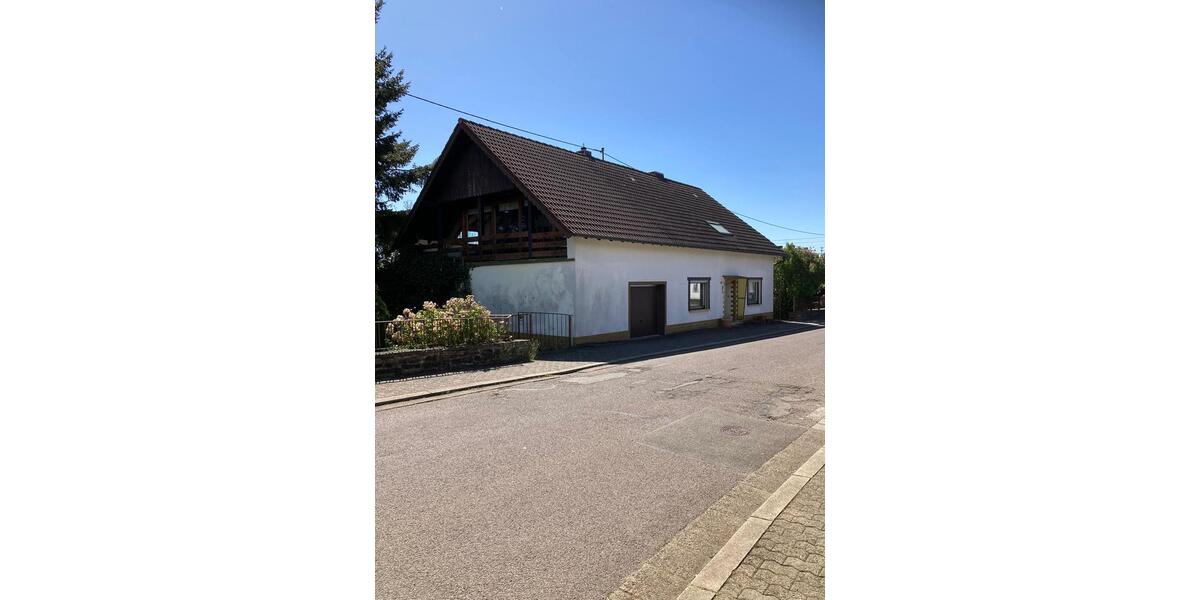Einfamilienhaus Nonnweiler - 11 Zimmer, 190 m&sup2;, 195.000&euro; | Angebot:26921928