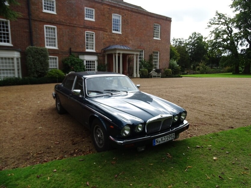 XJ12