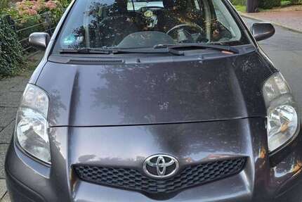 Toyota Yaris 128.500 km 5.500 &euro; Rellingen 25462