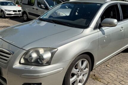 Toyota Avensis 360.000 km 1.950 &euro; Nürnberg 90453